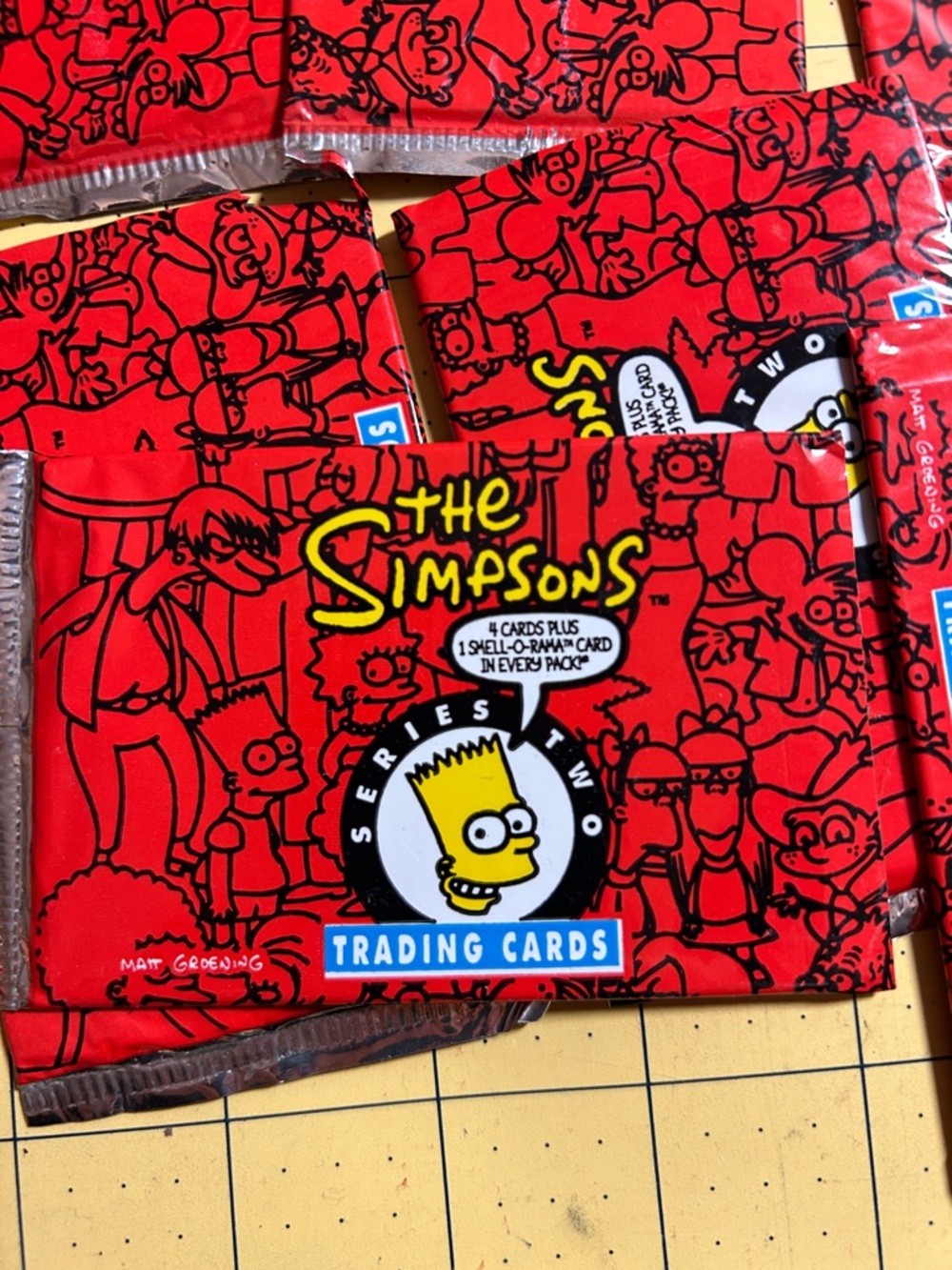 105 Simpsons Trading Cards